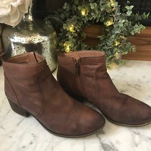 Lucky Brand 🍀 Boots size 9